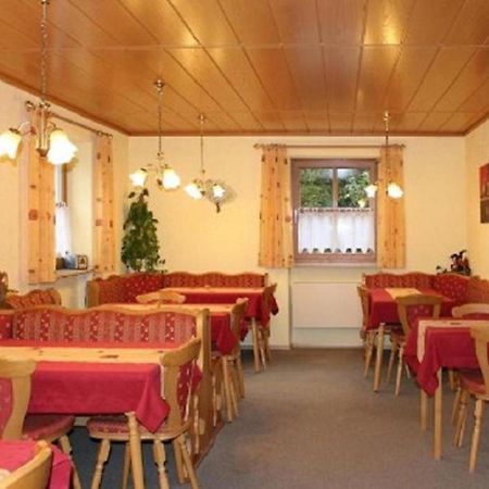 Gaeste-Haus Roesch Wiesent Luaran gambar